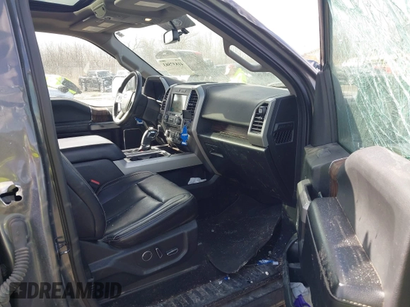 2018 Ford F-150 XL z VIN 1FTEW1E53JKE66560, wystawiony jako IAAI lot #41837583 z przebiegiem 131 060 mil mil oraz . Historia ofert i sprzedaży dostępna na DreamBid. Obrazek 5.