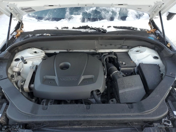 2018 Volvo XC60 Momentum with VIN LYV102RK6JB087671, listed as a Copart auction lot 41656725 with 112,038 mi miles and Salvage Title. Bid and sale history available at carsss.com. Image 12.