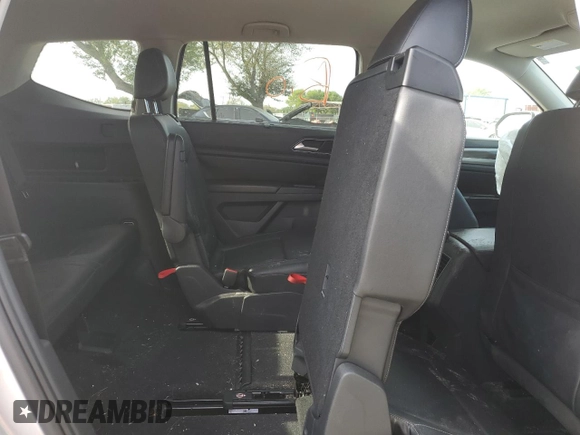 2018 Volkswagen Atlas SE с VIN 1V2DR2CA8JC579860, выставлен на аукционе Copart как лот 48122545 с пробегом 123 298 миль миль и Списание • Salvage title. История ставок и продаж доступна на DreamBid. Изображение 11.
