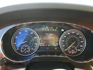 2017 Bentley Bentayga W12 z VIN SJAAC2ZV5HC015773, wystawiony jako Copart lot #66370354 z przebiegiem 65 944 mil mil oraz Szkoda całkowita • Salvage title. Historia ofert i sprzedaży dostępna na DreamBid. Obrazek 9.