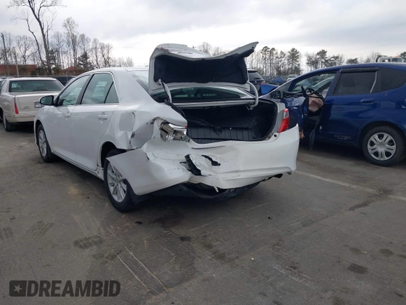 2013 Toyota Camry L with VIN 4T1BF1FK6DU258331, listed as a IAAI auction lot 41877475 with 204,611 mi miles. Bid and sale history available at carsss.com. Image 3.