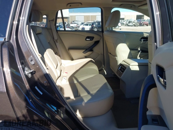 2017 Acura RDX w/Technology Pkg with VIN 5J8TB3H5XHL001791, listed as a IAAI auction lot 41332900 with 120,808 mi miles. Bid and sale history available at carsss.com. Image 8.