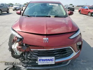 2024 Buick Encore GX Preferred z VIN KL4AMBSL5RB201576, wystawiony jako Copart lot #53548725 z przebiegiem 8 590 mil mil oraz Szkoda całkowita • Salvage title. Historia ofert i sprzedaży dostępna na DreamBid. Obrazek 5.