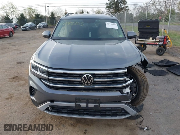 2022 Volkswagen Atlas SE with VIN 1V2HR2CAXNC556491, listed as a IAAI auction lot 41998305 with 12,310 mi miles and . Bid and sale history available at DreamBid. Image 12.