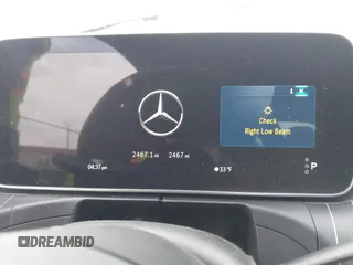 2024 Mercedes-Benz CLE z VIN W1KMJ6BB2RF035221, wystawiony jako IAAI lot #41575317 z przebiegiem 2 467 mil mil oraz . Historia ofert i sprzedaży dostępna na DreamBid. Obrazek 7.
