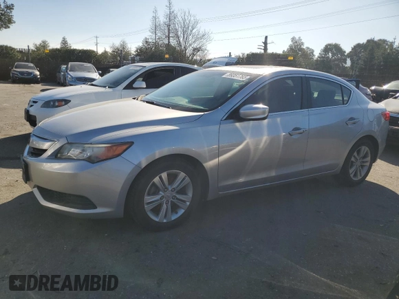 2013 Acura ILX with VIN 19VDE1F38DE004118, listed as a Copart auction lot 89351765 with 186,613 mi miles and Clean Title. Bid and sale history available at carsss.com. Image 1.