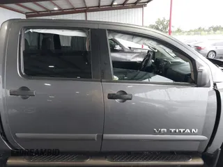 2014 Nissan Titan S with VIN 1N6AA0ECXEN504034, listed as a IAAI auction lot 39883492 with 189,529 mi miles and . Bid and sale history available at DreamBid. Image 12.