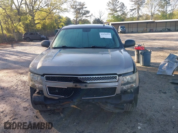 2008 Chevrolet Tahoe 1LT z VIN 1GNFC13048R216130, wystawiony jako IAAI lot #42020994 z przebiegiem 300 721 mil mil oraz . Historia ofert i sprzedaży dostępna na DreamBid. Obrazek 13.