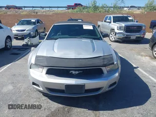 2012 Ford Mustang V6 с VIN 1ZVBP8EM7C5254467, выставлен на аукционе IAAI как лот 42683924 с пробегом 158 382 миль миль и . История ставок и продаж доступна на DreamBid. Изображение 12.