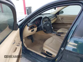 2008 BMW 3 Series 328xi with VIN WBAVC93588K042972, listed as a IAAI auction lot 41419822 with 134,843 mi miles. Bid and sale history available at carsss.com. Image 5.