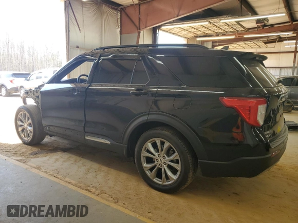 2023 Ford Explorer XLT with VIN 1FMSK7DH5PGA99911, listed as a Copart auction lot 51070835 with 45,698 mi miles and Salvage Title. Bid and sale history available at carsss.com. Image 2.