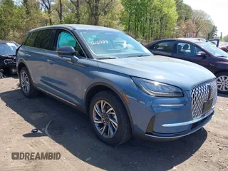 2024 Lincoln Corsair Premiere z VIN 5LMCJ1DA2RUL09907, wystawiony jako IAAI lot #42161283 z przebiegiem 2 025 mil mil oraz . Historia ofert i sprzedaży dostępna na DreamBid. Obrazek 1.