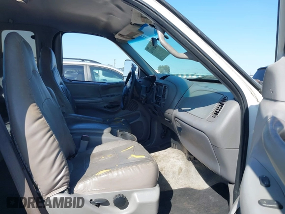 1997 Ford F-150 XL with VIN 1FTDX18W6VNB27227, listed as a IAAI auction lot 41858395 with 174,888 mi miles. Bid and sale history available at carsss.com. Image 5.