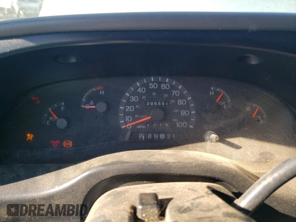 1999 Ford Econoline Passenger XL with VIN 1FBSS31L6XHB60672, listed as a Copart auction lot 79319714 with 295,551 mi miles and Clean Title. Bid and sale history available at DreamBid. Image 9.