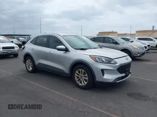 2020 Ford Escape SE с VIN 1FMCU0G62LUC64230, выставлен на аукционе IAAI как лот 41829752 с пробегом 53 541 миль миль и . История ставок и продаж доступна на DreamBid. Изображение 1.