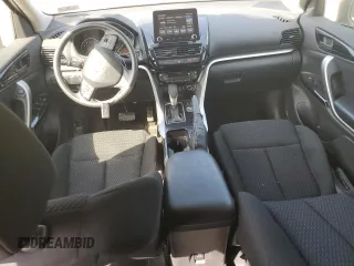 2024 Mitsubishi Eclipse Cross LE z VIN JA4ATVAA7RZ062742, wystawiony jako Copart lot #60561235 z przebiegiem 12 680 mil mil oraz Szkoda całkowita • Salvage title. Historia ofert i sprzedaży dostępna na DreamBid. Obrazek 8.