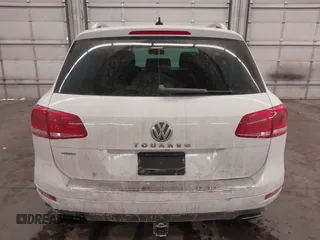 2013 Volkswagen Touareg Lux with VIN WVGEF9BP5DD011511, listed as a IAAI auction lot 41608840 with 167,350 mi miles and . Bid and sale history available at DreamBid. Image 17.