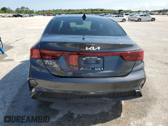 2024 Kia Forte LXS with VIN 3KPF24AD0RE821875, listed as a Copart auction lot 79937394 with 2,592 mi miles and Non Repairable. Bid and sale history available at DreamBid. Image 6.