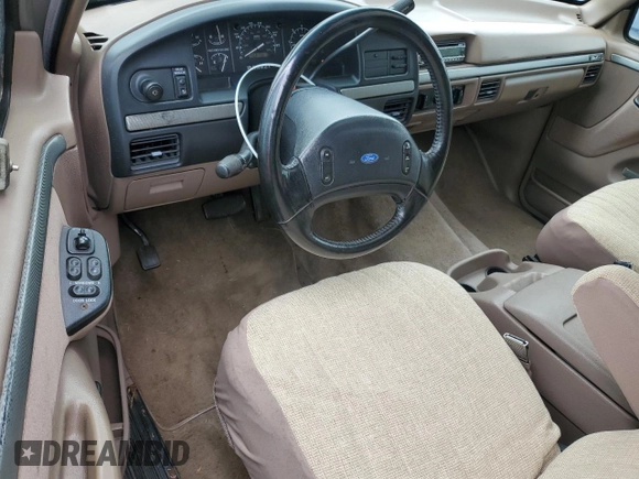 1993 Ford Bronco XL с VIN 1FMEU15N9PLB03278, выставлен на аукционе Copart как лот 59325145 с пробегом 156 813 миль миль и Чистый • Clean title. История ставок и продаж доступна на DreamBid. Изображение 8.
