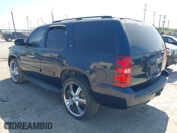 2007 Chevrolet Tahoe LTZ with VIN 1GNFC13017R285839, listed as a IAAI auction lot 42002091 with 210,039 mi miles and . Bid and sale history available at DreamBid. Image 3.