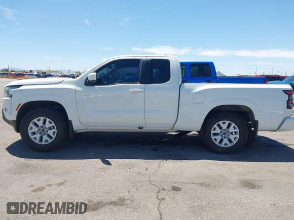 2022 Nissan Frontier S z VIN 1N6ED1CLXNN695990, wystawiony jako IAAI lot #42114263 z przebiegiem 14 773 mil mil oraz . Historia ofert i sprzedaży dostępna na DreamBid. Obrazek 14.