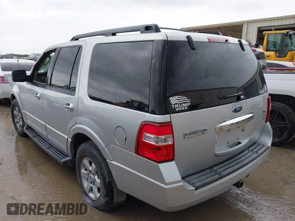 2010 Ford Expedition SSV with VIN 1FMJU1F5XAEB45516, listed as a IAAI auction lot 42570745 with 255,362 mi miles and . Bid and sale history available at DreamBid. Image 3.