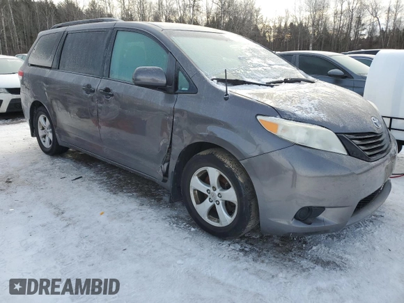 2011 Toyota Sienna with VIN 5TDZK3DC6BS151402, listed as a Copart auction lot 86147774 with 388,569 mi miles and Clean Title. Bid and sale history available at carsss.com. Image 4.