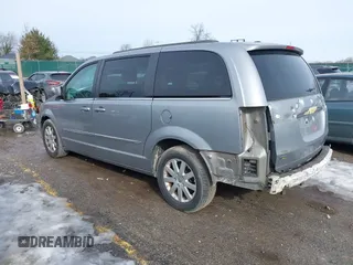 2014 Chrysler Town & Country Touring z VIN 2C4RC1BG0ER292356, wystawiony jako IAAI lot #41417343 z przebiegiem 192 109 mil mil oraz . Historia ofert i sprzedaży dostępna na DreamBid. Obrazek 3.