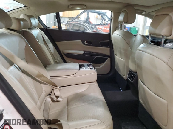 2015 Kia K900 Premium z VIN KNALU4D45F6025114, wystawiony jako Copart lot #56259234 z przebiegiem 144 253 mil mil oraz Szkoda całkowita • Salvage title. Historia ofert i sprzedaży dostępna na DreamBid. Obrazek 10.