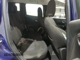 2017 Jeep Renegade Latitude z VIN ZACCJABB2HPG25231, wystawiony jako Copart lot #50335575 z przebiegiem 127 527 mil mil oraz Szkoda całkowita • Salvage title. Historia ofert i sprzedaży dostępna na DreamBid. Obrazek 10.