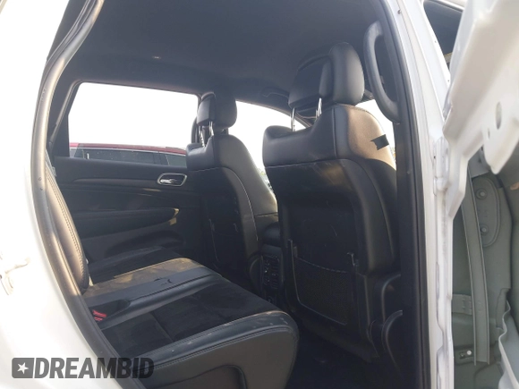2018 Jeep Grand Cherokee Laredo with VIN 1C4RJFAGXJC121900, listed as a IAAI auction lot 42429505 with 72,351 mi miles and . Bid and sale history available at DreamBid. Image 8.