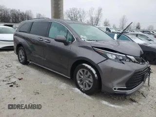 2024 Toyota Sienna XLE with VIN 5TDYSKFC8RS150152, listed as a Copart auction lot 86604424 with 22,485 mi miles and Salvage Title. Bid and sale history available at DreamBid. Image 4.