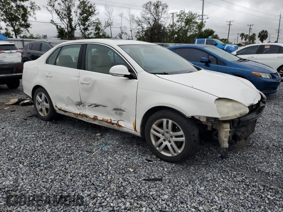 2009 Volkswagen Jetta Sedan SE with VIN 3VWRM71K69M097152, listed as a Copart auction lot 52293505 with 207,114 mi miles and Salvage Title. Bid and sale history available at carsss.com. Image 4.