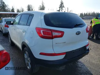 2012 Kia Sportage LX with VIN KNDPB3A24C7317060, listed as a IAAI auction lot 41725826 with 122,574 mi miles. Bid and sale history available at carsss.com. Image 3.