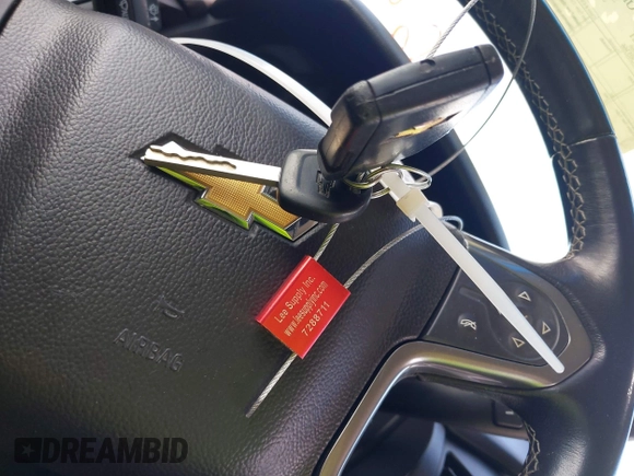 2020 Chevrolet Suburban LT z VIN 1GNSCHKC2LR305366, wystawiony jako IAAI lot #42080587 z przebiegiem 163 540 mil mil oraz . Historia ofert i sprzedaży dostępna na DreamBid. Obrazek 11.