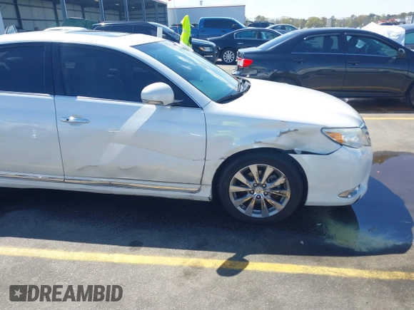 2012 Toyota Avalon with VIN 4T1BK3DB3CU472153, listed as a IAAI auction lot 41888530 with 186,406 mi miles. Bid and sale history available at carsss.com. Image 6.