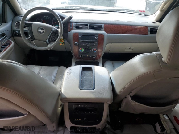 2009 Chevrolet Suburban LT w/2LT with VIN 1GNFC26J69J107100, listed as a Copart auction lot 42583415 with 265,445 mi miles and Salvage Title. Bid and sale history available at carsss.com. Image 8.
