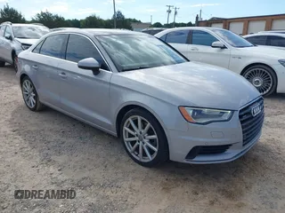 2015 Audi A3 Premium Plus z VIN WAUEFGFF7F1044568, wystawiony jako IAAI lot #42192331 z przebiegiem 96 419 mil mil oraz . Historia ofert i sprzedaży dostępna na DreamBid. Obrazek 1.