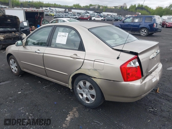 2006 Kia Spectra EX with VIN KNAFE121965337461, listed as a IAAI auction lot 42175939 with 229,723 mi miles. Bid and sale history available at carsss.com. Image 3.