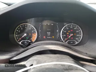2017 Jeep Renegade Sport with VIN ZACCJBAB4HPE92950, listed as a Copart auction lot 70692164 with 81,681 mi miles and Salvage Title. Bid and sale history available at DreamBid. Image 9.