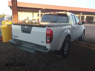 2021 Nissan Frontier SV z VIN 1N6ED0EA3MN710382, wystawiony jako IAAI lot #42083600 z przebiegiem 43 022 mil mil oraz . Historia ofert i sprzedaży dostępna na DreamBid. Obrazek 4.
