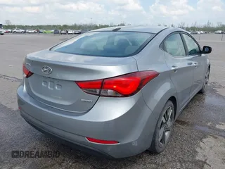 2015 Hyundai Elantra SE z VIN 5NPDH4AE1FH572184, wystawiony jako IAAI lot #41891020 z przebiegiem 261 395 mil mil oraz . Historia ofert i sprzedaży dostępna na DreamBid. Obrazek 4.
