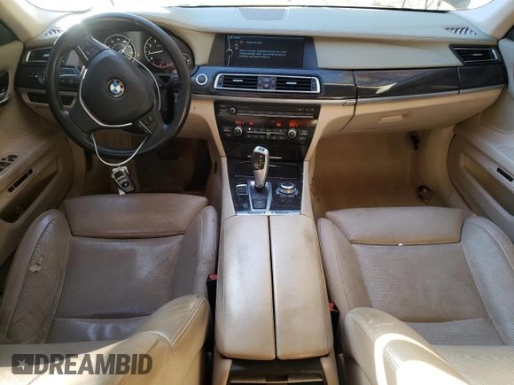 2009 BMW 7 Series 750i with VIN WBAKA83559CY33152, listed as a Copart auction lot 83770114 with 126,610 mi miles and Salvage title. Bid and sale history available at DreamBid. Image 8.