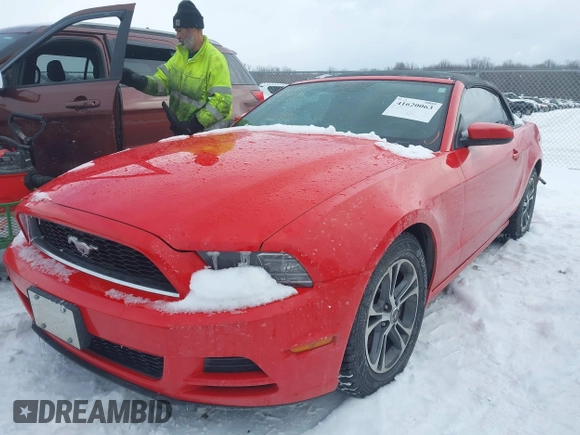2014 Ford Mustang V6 with VIN 1ZVBP8EM5E5224774, listed as a IAAI auction lot 41620063 with 80,139 mi miles. Bid and sale history available at carsss.com. Image 2.