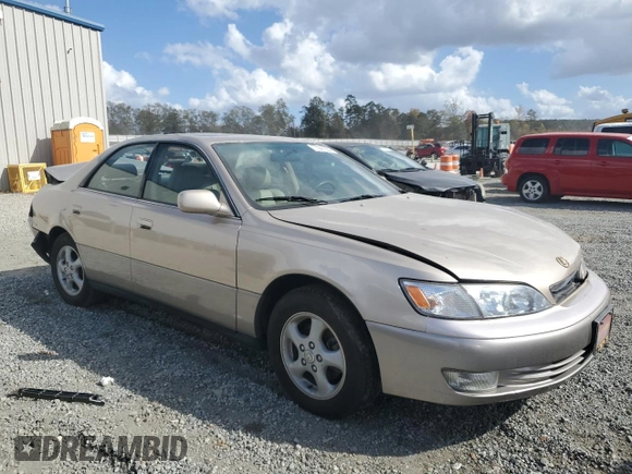1997 Lexus ES 300 Luxury Sport Sdn with VIN JT8BF22G9V0067280, listed as a Copart auction lot 77941834 with 90,441 mi miles and Salvage Title. Bid and sale history available at carsss.com. Image 4.
