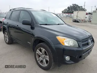 2012 Toyota RAV4 Sport z VIN 2T3WF4DV6CW141256, wystawiony jako IAAI lot #42371916 z przebiegiem 106 081 mil mil oraz . Historia ofert i sprzedaży dostępna na DreamBid. Obrazek 1.