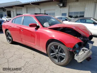 2011 Dodge Charger RT Max with VIN 2B3CM5CT2BH517465, listed as a Copart auction lot 68988974 with 112,372 mi miles and Salvage Title. Bid and sale history available at carsss.com. Image 4.