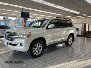 2021 Toyota Land Cruiser with VIN JTMCY7AJ4M4097501, listed as a Copart auction lot 77044004 with 61,823 mi miles and Clean Title. Bid and sale history available at carsss.com. Image 2.