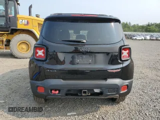 2017 Jeep Renegade Trailhawk with VIN ZACCJBCB8HPE43103, listed as a Copart auction lot 58690885 with 135,139 mi miles and Clean title. Bid and sale history available at DreamBid. Image 6.