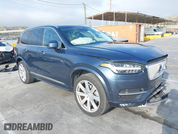 2019 Volvo XC90 Inscription with VIN YV4A22PL8K1425924, listed as a IAAI auction lot 42162668 with 159,305 mi miles. Bid and sale history available at carsss.com. Image 1.